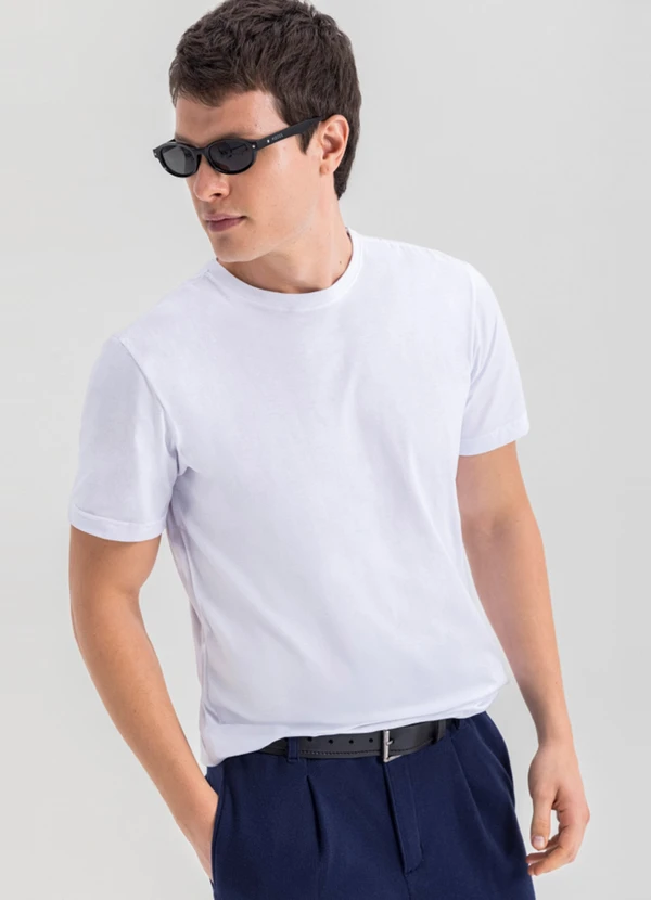 Essendi - Camiseta Masculina Essencial em Malha Branco 3