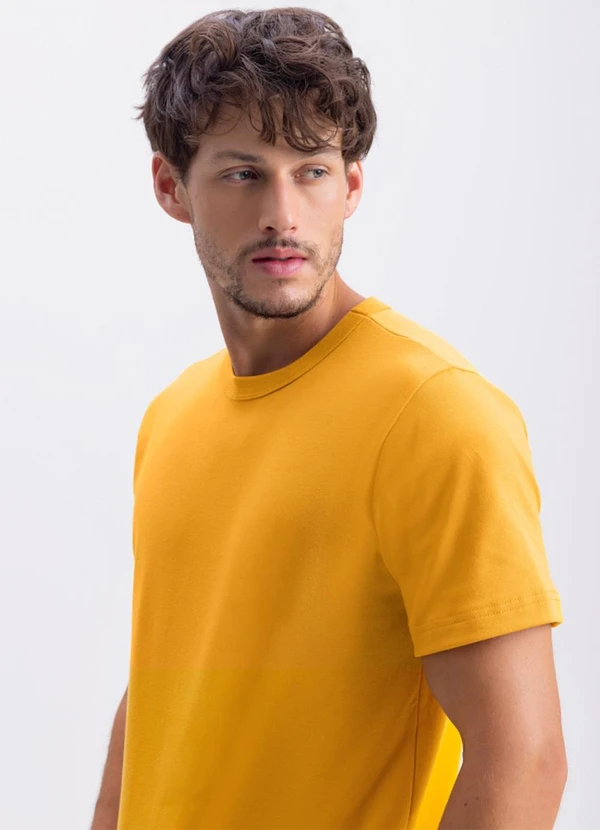 Essendi - Camiseta Masculina Essencial em Suedine Amarelo 3