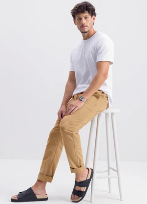Essendi - Camiseta Masculina Essencial em Suedine Branco - ESSENDI