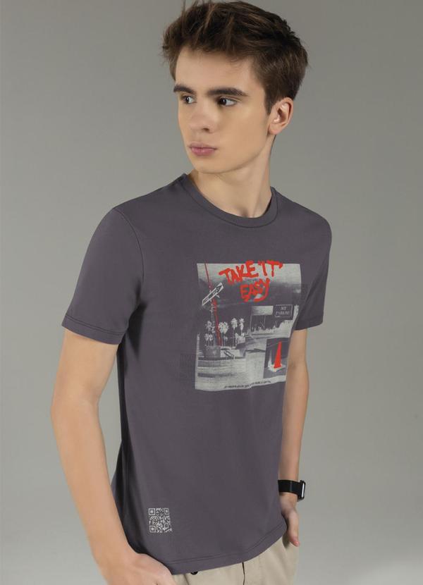 Exco - Camiseta Masculina Estampada em Verniz Cinza