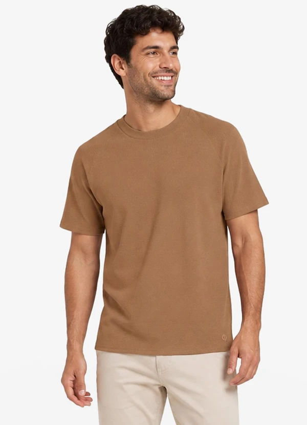Diametro - Camiseta Masculina Malhão Maquinetado Marrom