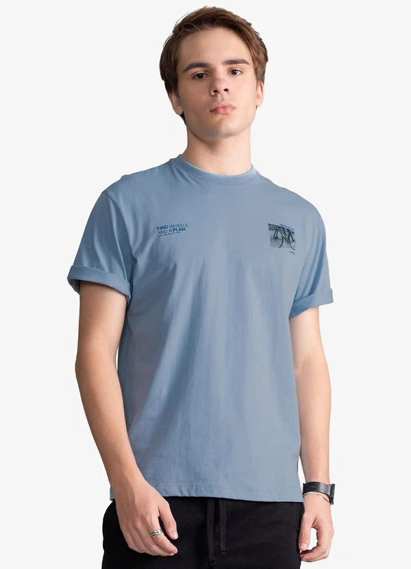 Minty - Camiseta Masculina Meia Malha com Estampa Azul