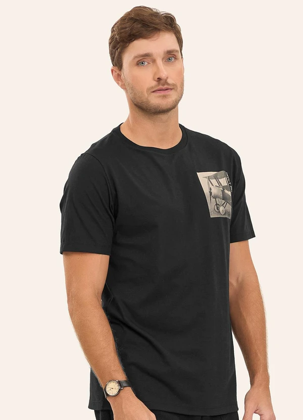 Diametro - Camiseta Masculina Meia Malha Preto