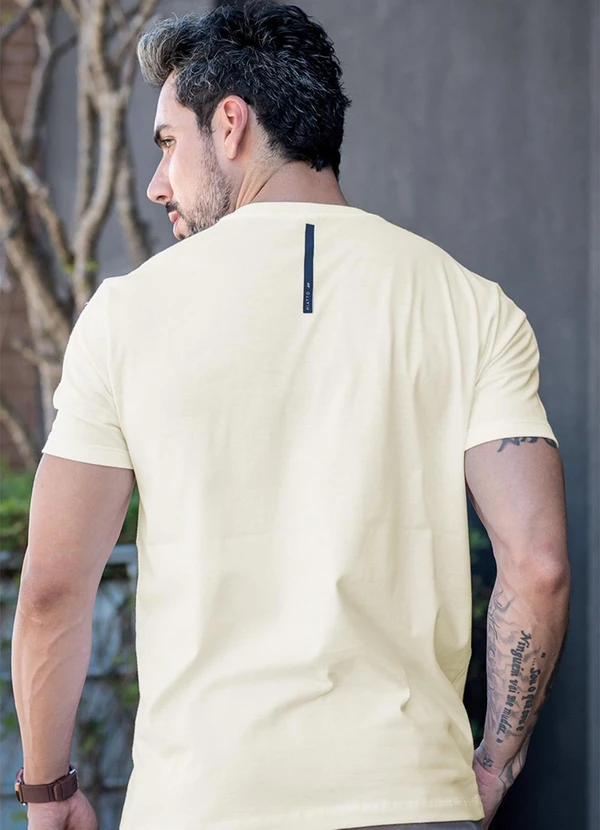 Hiatto Confecção - Camiseta Masculina Pima Off White 2