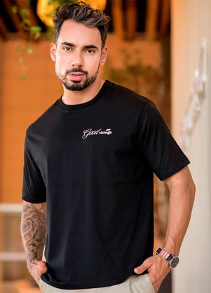 Hiatto Confecção - Camiseta Over Pima Good Masculina Preto - HIATTO CONFECÇÃO