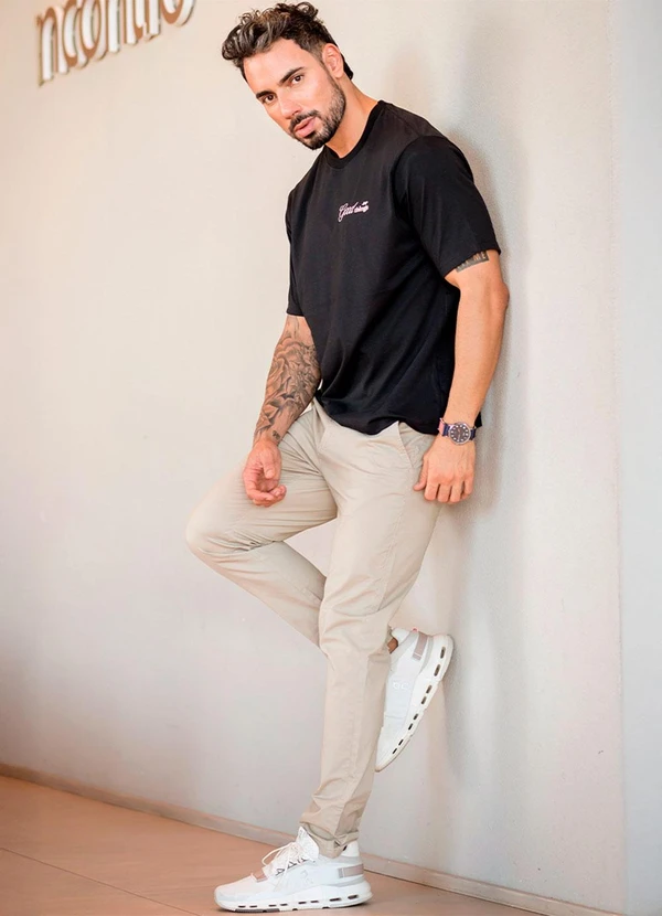 Hiatto Confecção - Camiseta Over Pima Good Masculina Preto 3