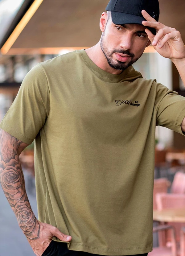 Hiatto Confecção - Camiseta Over Pima Good Masculina Verde Oliva 1