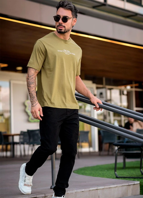 Hiatto Confecção - Camiseta Over Pima Slow Down Masculina Verde 3