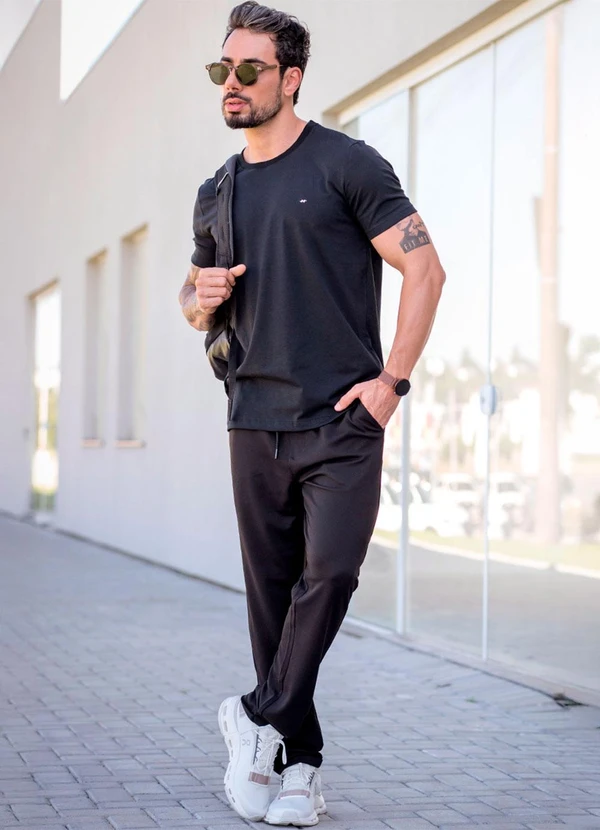 Hiatto Confecção - Camiseta Pima  Masculina Preto 4