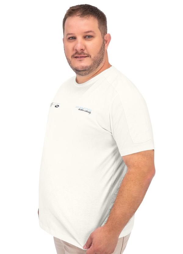 Rovitex - Camiseta Plus Size Masculina Recorte Bege