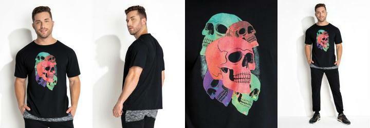 Camiseta Preta com Estampa Localizada