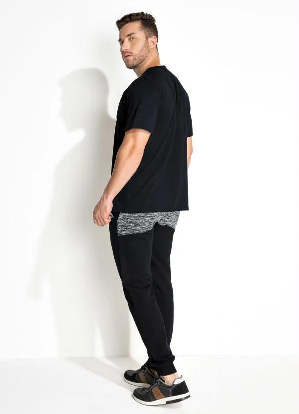 Moda Pop - Camiseta Preta com Estampa Localizada 5