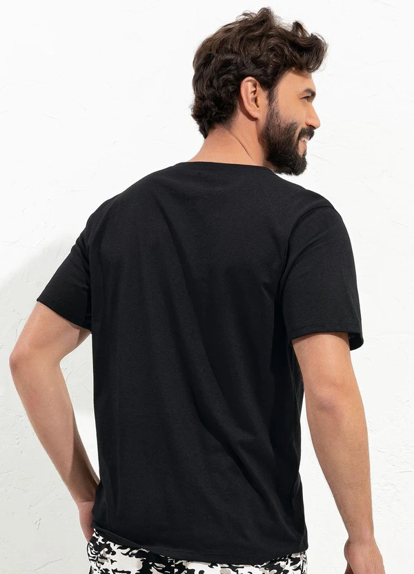 Moda Pop - Camiseta Preto em Malha de Algodão 2