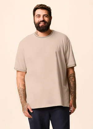 Malwee - Camiseta Regular em Meia Malha Areia - MALWEE