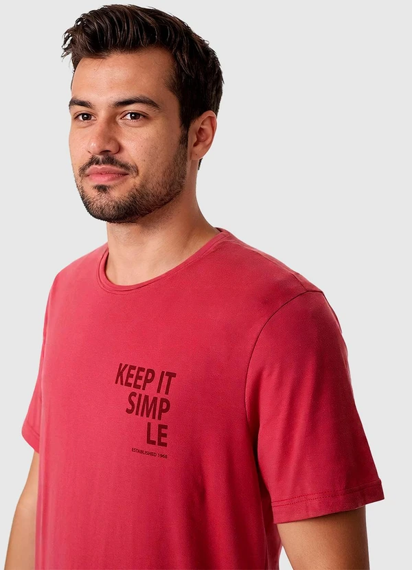 Malwee - Camiseta Regular Keep It Simple Vermelho Escuro 4