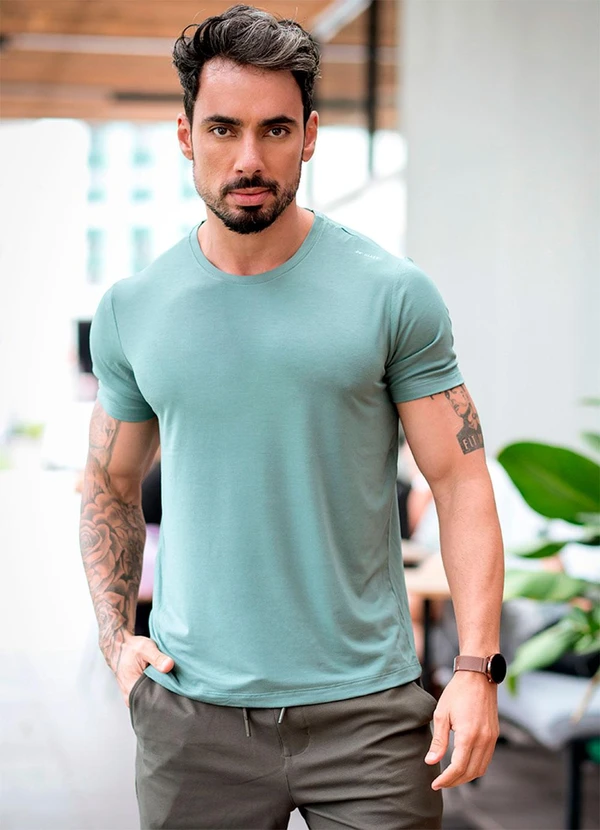 Hiatto Confecção - Camiseta Tech Modal Masculina Verde