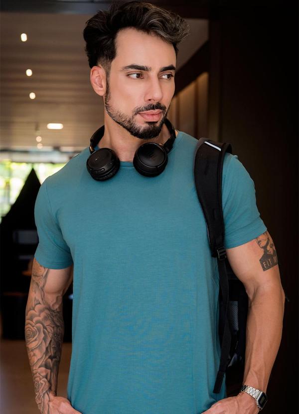 Hiatto Confecção - Camiseta Tech Visco Masculina Verde Oliva