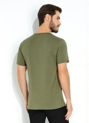 Basicamente - Camiseta Verde Militar Masculina com Botões - BASICAMENTE