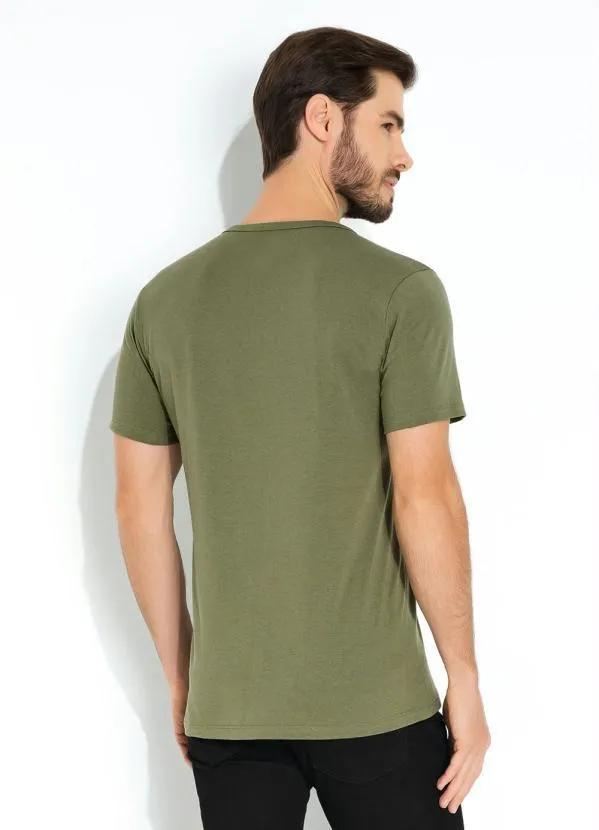 Basicamente - Camiseta Verde Militar Masculina com Botões 2