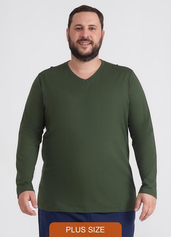 Basicamente - Camiseta Básica Gola V Manga Longa Plus Verde