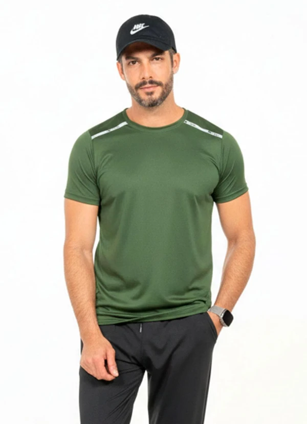 Cobertura - Camiseta com Cardaço no Recorte Verde