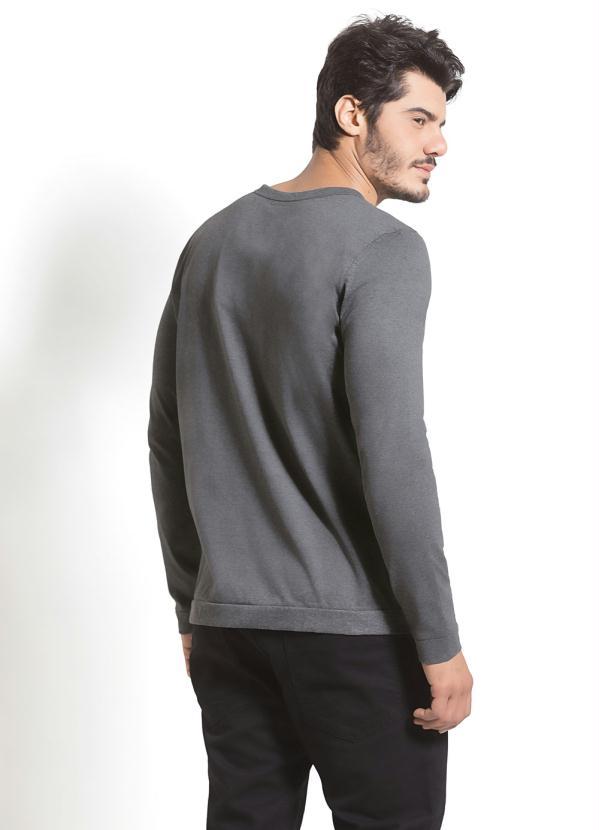 Outlet - Camiseta com Detalhe de Botões Chumbo 2