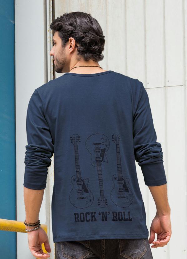 Moda Pop - Camiseta Marinho com Estampa nas Costas 2