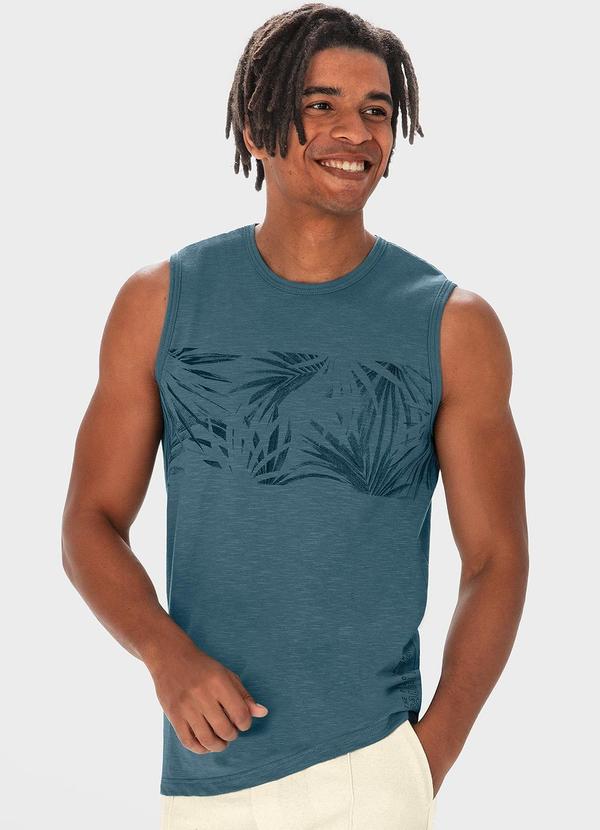 Malwee - Regata Azul Petróleo Folhagens em Flame