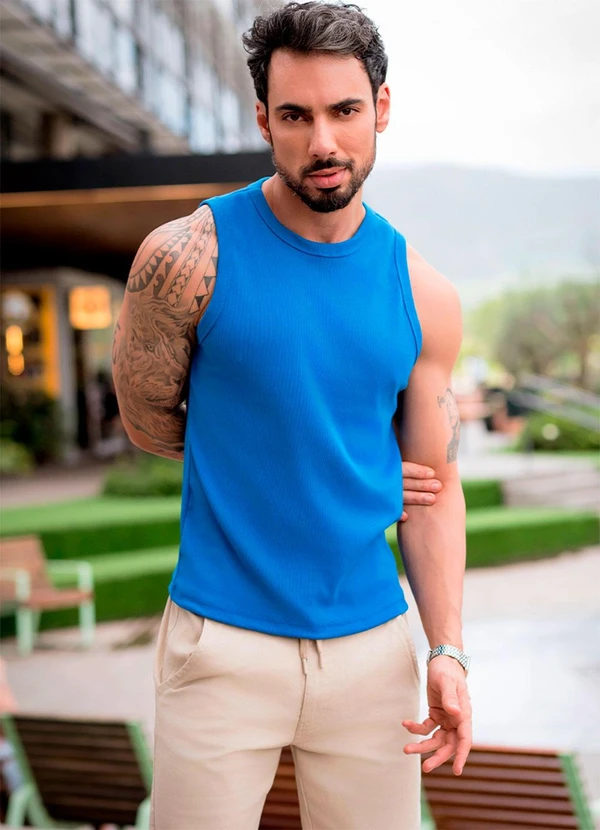 Hiatto Confecção - Regata Canelada Basic Masculina Azul Bic 2
