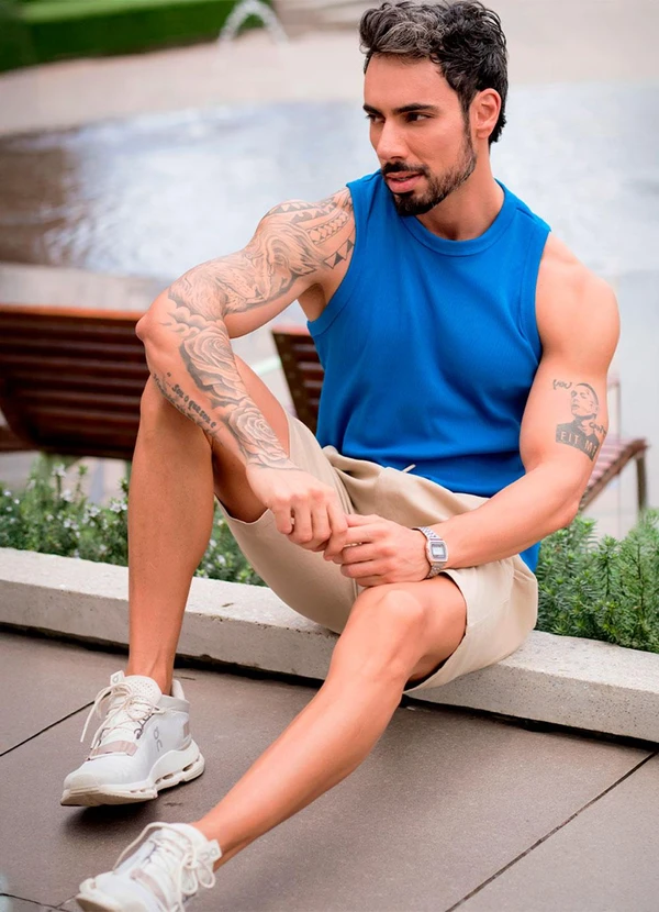 Hiatto Confecção - Regata Canelada Basic Masculina Azul Bic 3