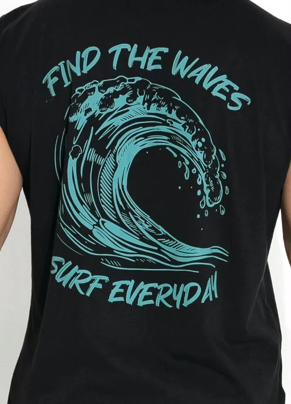 Moda Pop - Regata Preta com Bolso Frontal Funcional 3