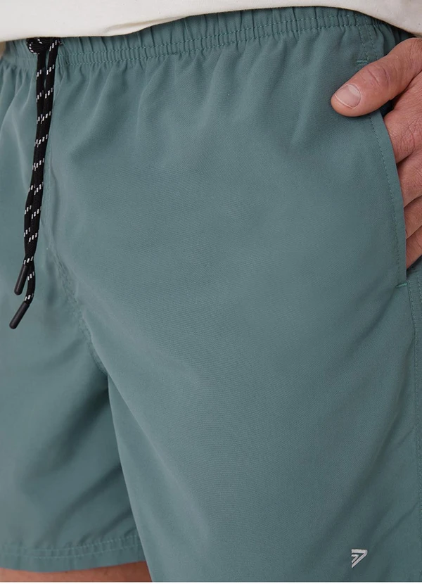 Malwee - Shorts Água com Bordado Verde Militar 4