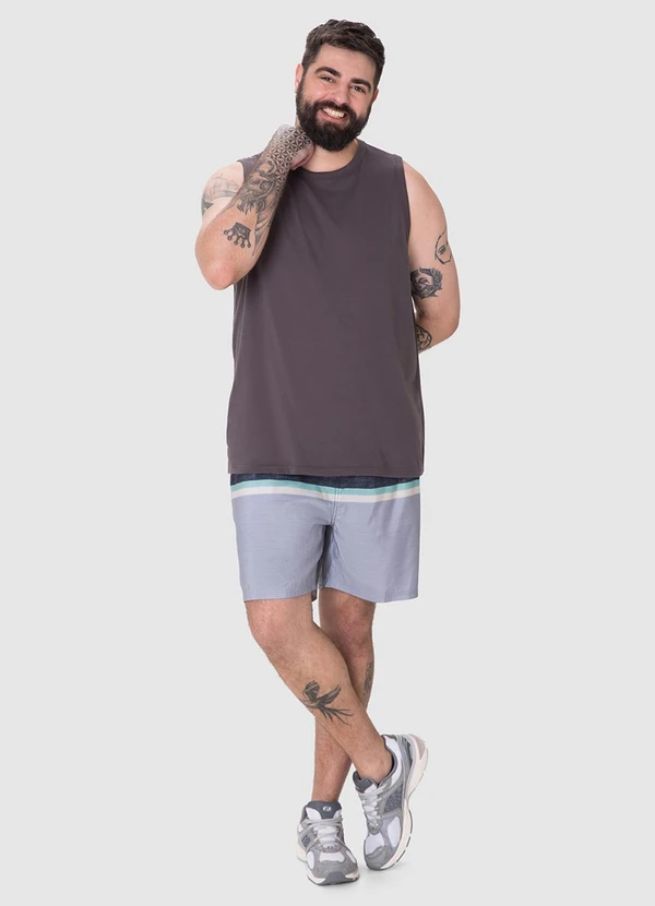 Malwee - Shorts em Tafetá PlusCinza Chumbo 3