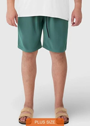 Malwee Plus - Shorts Verde Esmeralda Masculino Comfort - MALWEE PLUS
