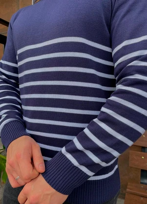 Outlet - Blusa Masculina em Meia Malha com Listras Azul - OUTLET