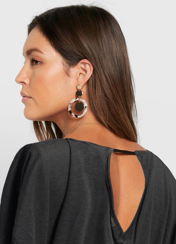 Outlet - Saída de Praia com Renda Preta 4