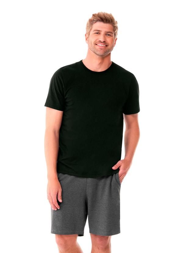 Zee Rucci - Pijama Camiseta Decote Redondo Preto e Bermuda