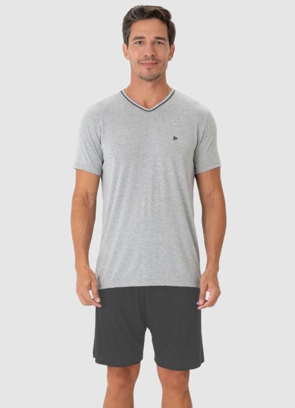 Malwee - Pijama Cinza Claro Curto com Bordado