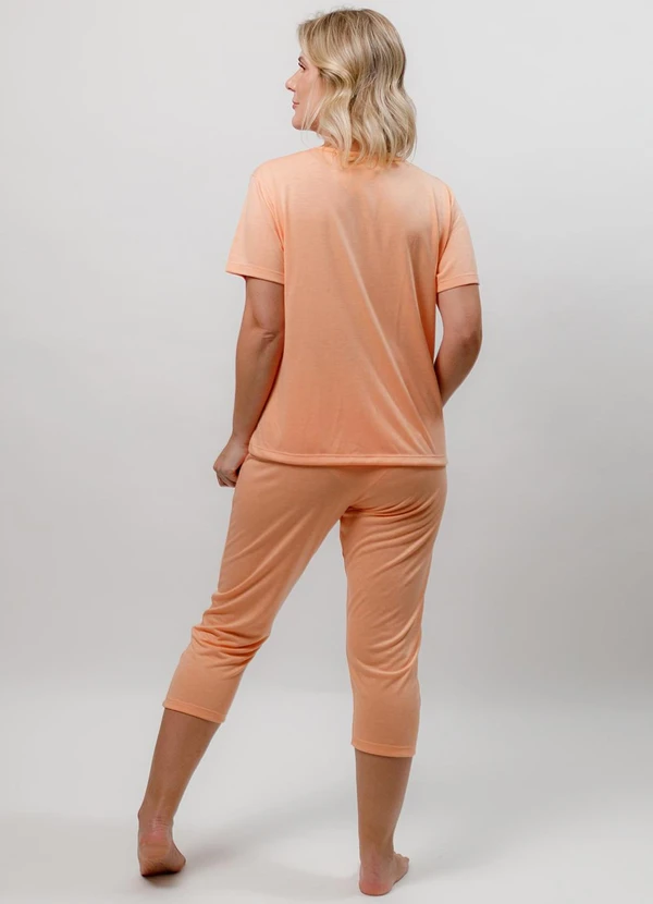 Piante Pijamas - Pijama Blusa com Peitilho e Calça Capri Laranja 2