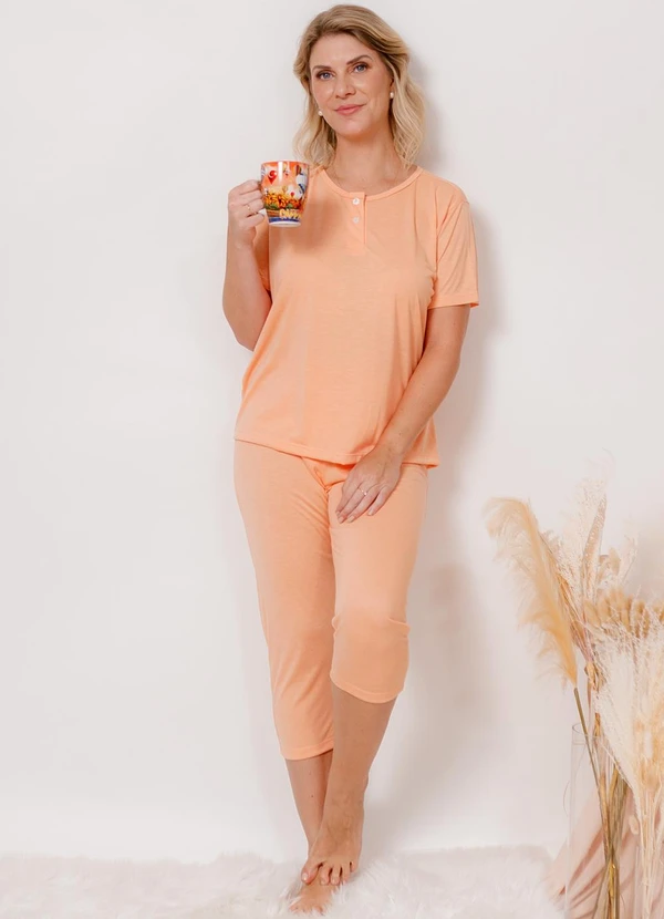 Piante Pijamas - Pijama Blusa com Peitilho e Calça Capri Laranja 4