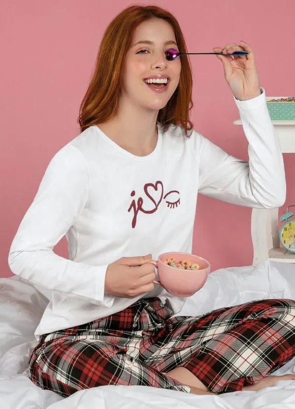 Alma Dolce - Pijama Longo com Estampa Frontal Branco e Xadrez 4