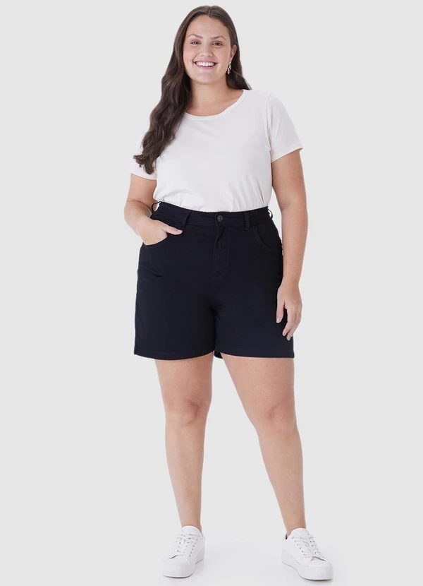 Malwee - Bermuda em Sarja PlusPreto 4