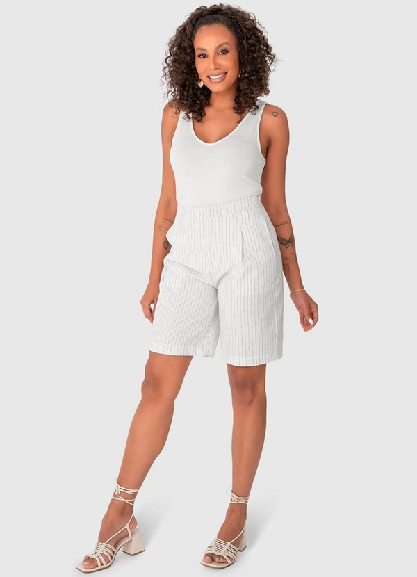 Malwee Plus - Bermuda Off White Alfaiataria Risca de Giz 3