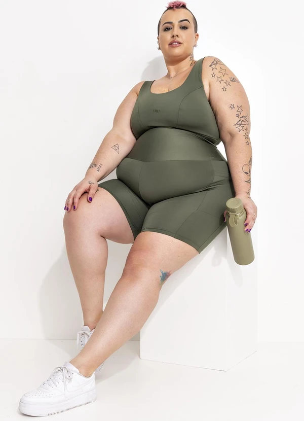 Marguerite - Bermuda Verde em Suplex Zero Transparência 10