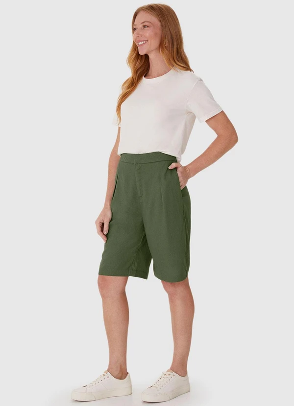 Malwee Plus - Bermuda Verde Oliva Feminina Alfaiataria 4