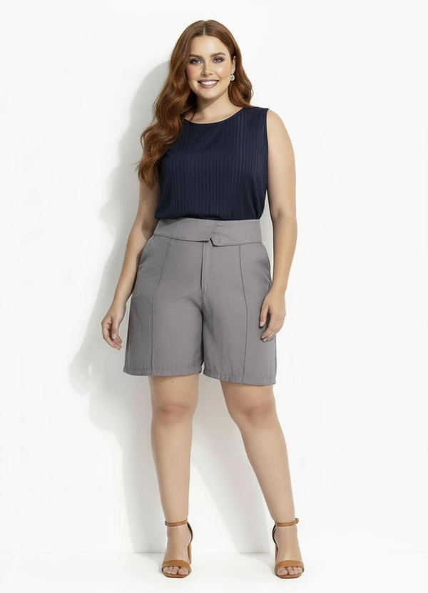 Marguerite - Short Cinza em Tecido Alfaiataria de Viscose 3