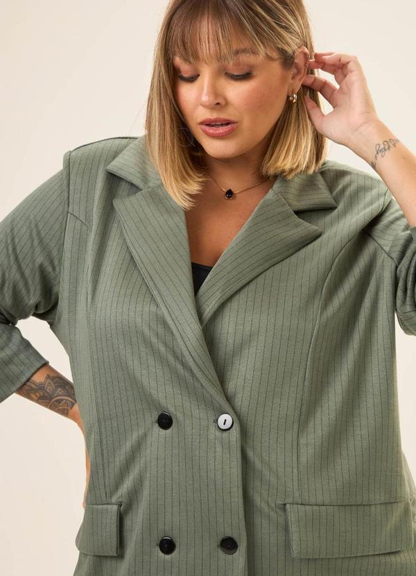 Cess - Blazer Alfaiataria Plus Size Acácia Verde 3