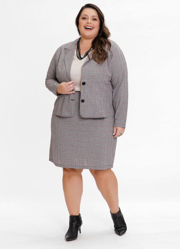 Outlet - Blazer Plus Size Xadrez com Botões Frente 4