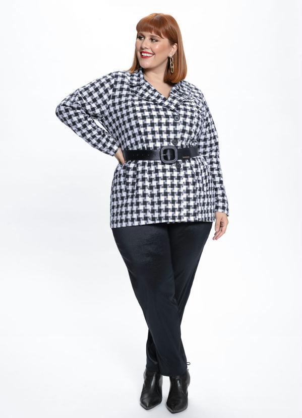 Outlet - Blazer Plus Size Xadrez com Gola e Bolsos 5