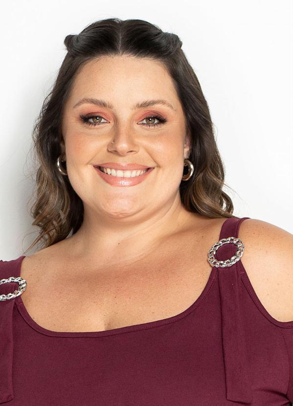 Marguerite - Blusa Bordô com Argolas Plus Size 3